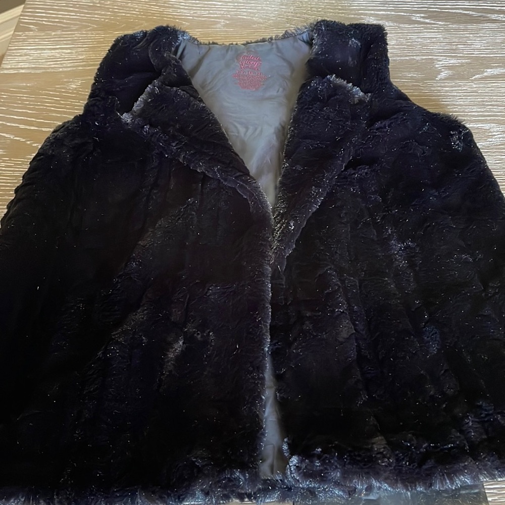 Faded glory black, holiday, faux fur vest.  Girls size large 10-12